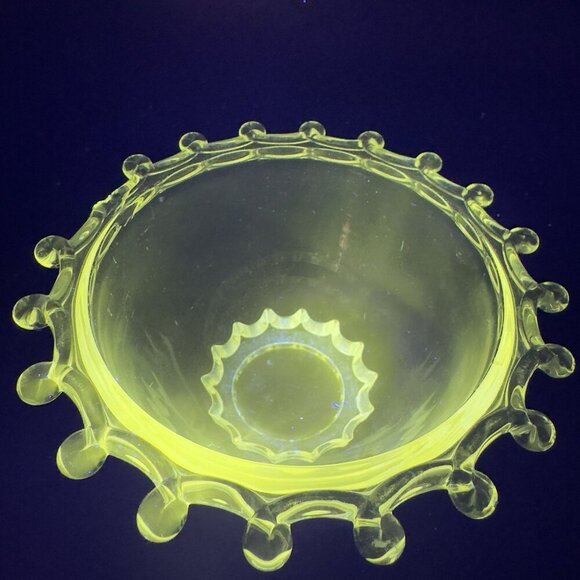 Heisey Lariat Clear Glass Dish Bowl Manganese 365nm Green UV Glow Glass AS IS - Picture 3 of 14